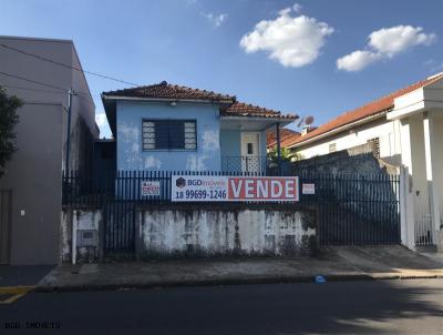 Casa para Venda, em , bairro CENTRO, 2 dormitórios, 2 banheiros, 4 vagas